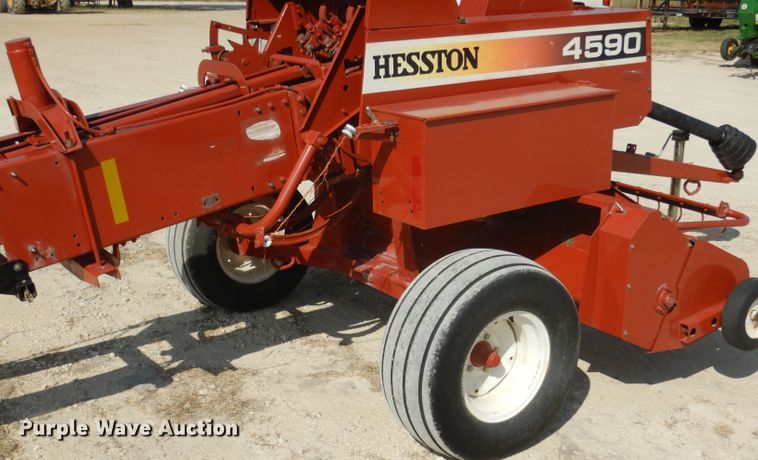 image for item DF2657 2005 Hesston 4590  small square baler