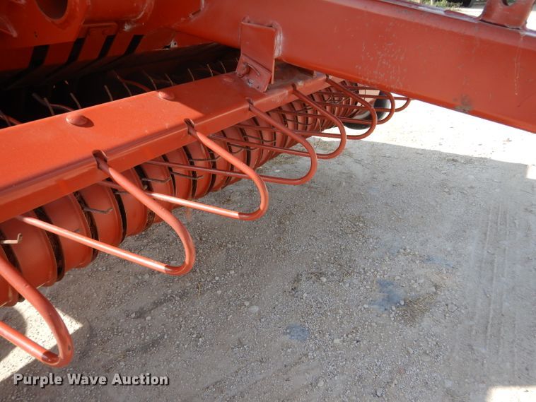 image for item DF2657 2005 Hesston 4590  small square baler