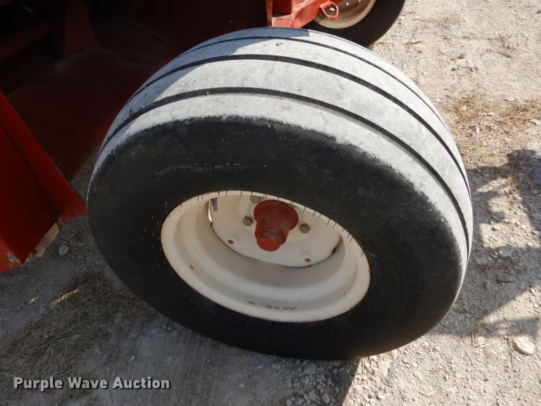 image for item DF2657 2005 Hesston 4590  small square baler