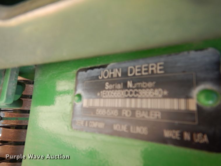 image for item DF2658 2012 John Deere 568  round baler