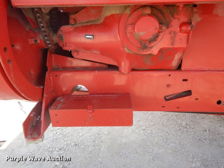 image for item DF2659 2011 New Holland BC5070  small square baler