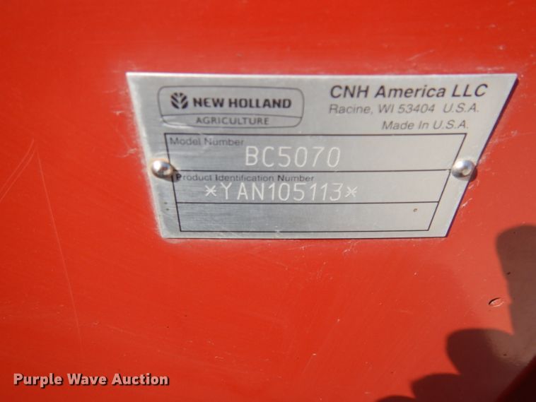 image for item DF2659 2011 New Holland BC5070  small square baler
