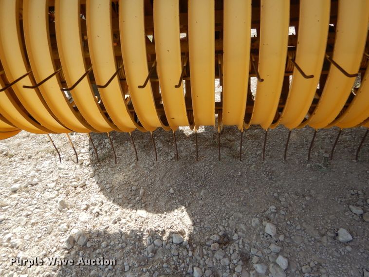 image for item DF2659 2011 New Holland BC5070  small square baler