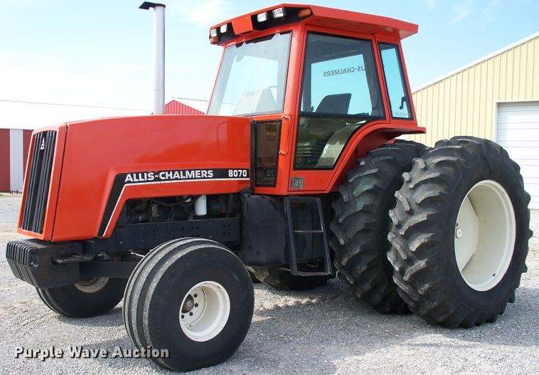 image for item DF4700 1982 Allis Chalmers 8070  tractor