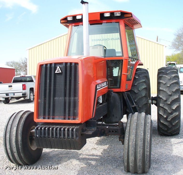 image for item DF4700 1982 Allis Chalmers 8070  tractor