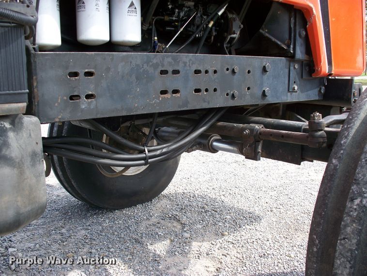 image for item DF4700 1982 Allis Chalmers 8070  tractor