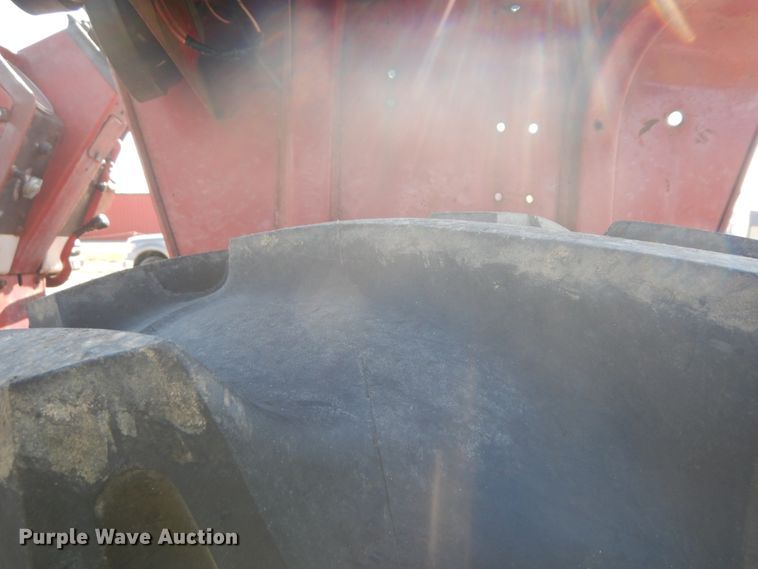 image for item DF6781 1963 Farmall 806  tractor