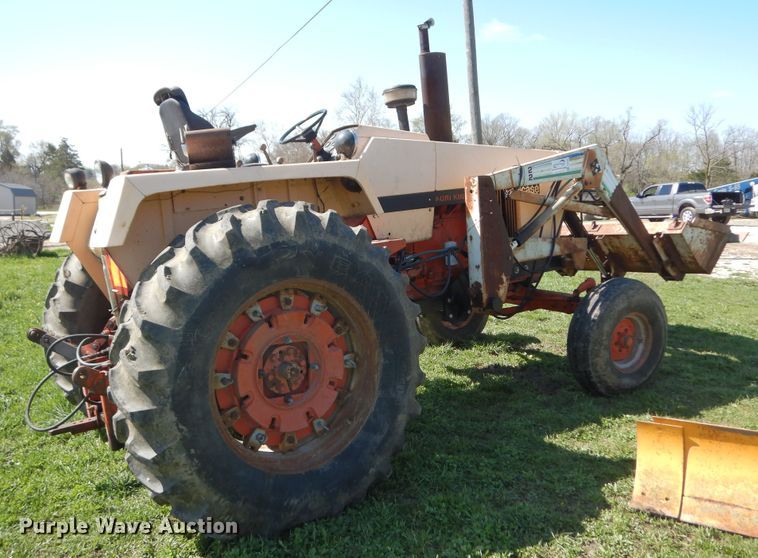 image for item DF6786 1970 Case 1070  tractor