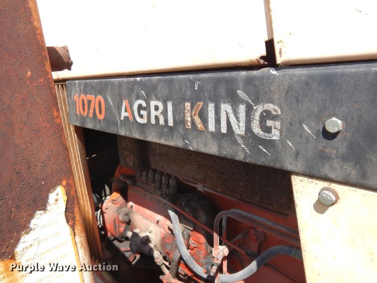 image for item DF6786 1970 Case 1070  tractor