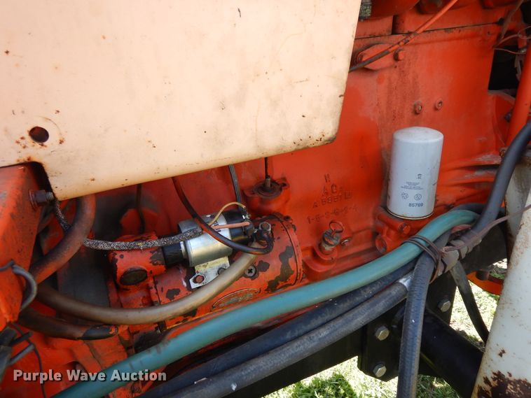 image for item DF6786 1970 Case 1070  tractor