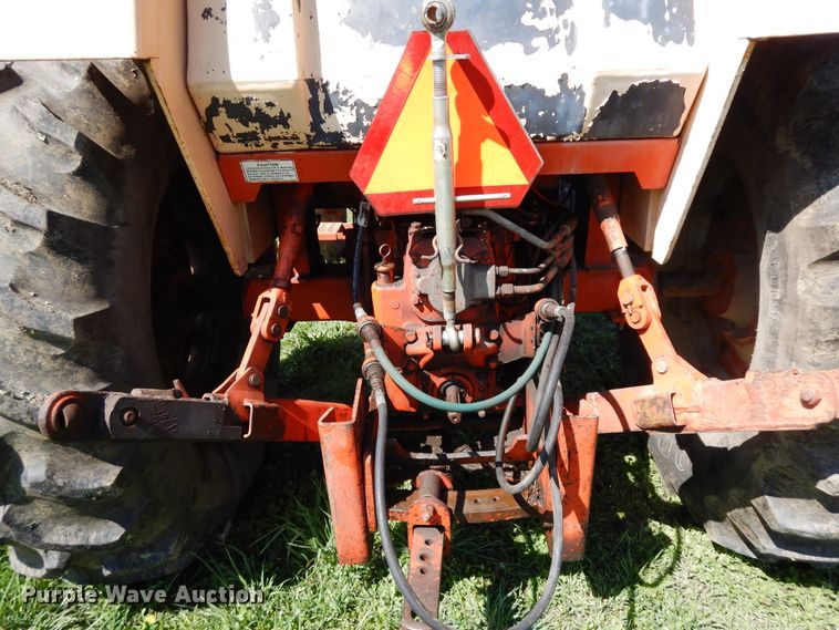 image for item DF6786 1970 Case 1070  tractor