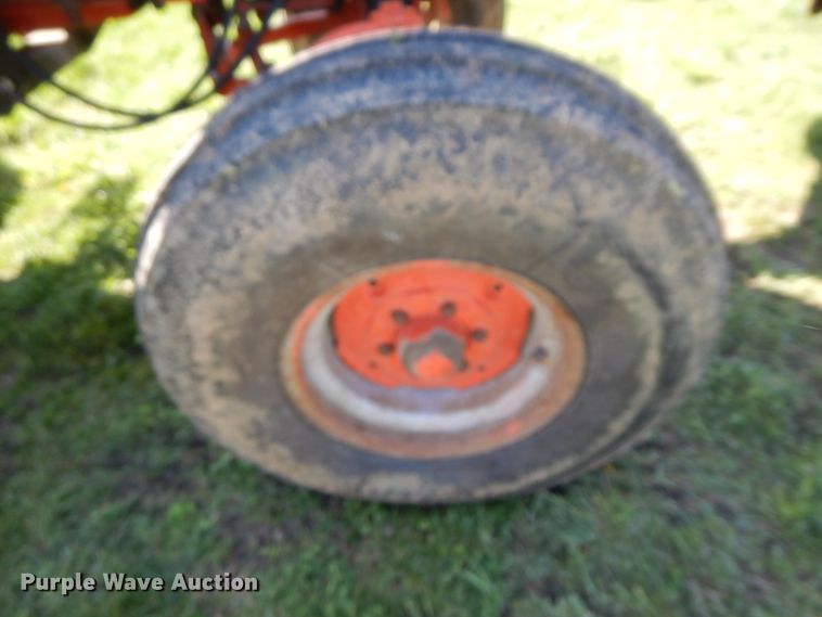 image for item DF6786 1970 Case 1070  tractor