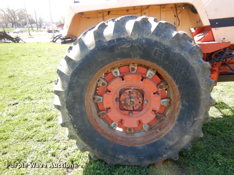 image for item DF6786 1970 Case 1070  tractor