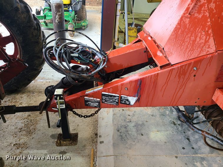 image for item DH5921 1995 Case IH 8570  large square baler