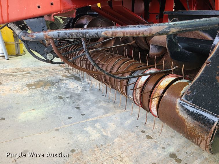 image for item DH5921 1995 Case IH 8570  large square baler