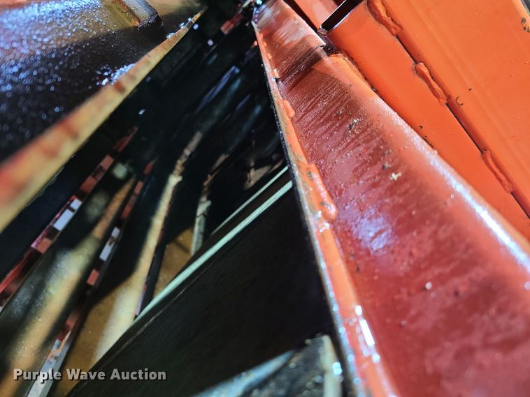 image for item DH5921 1995 Case IH 8570  large square baler