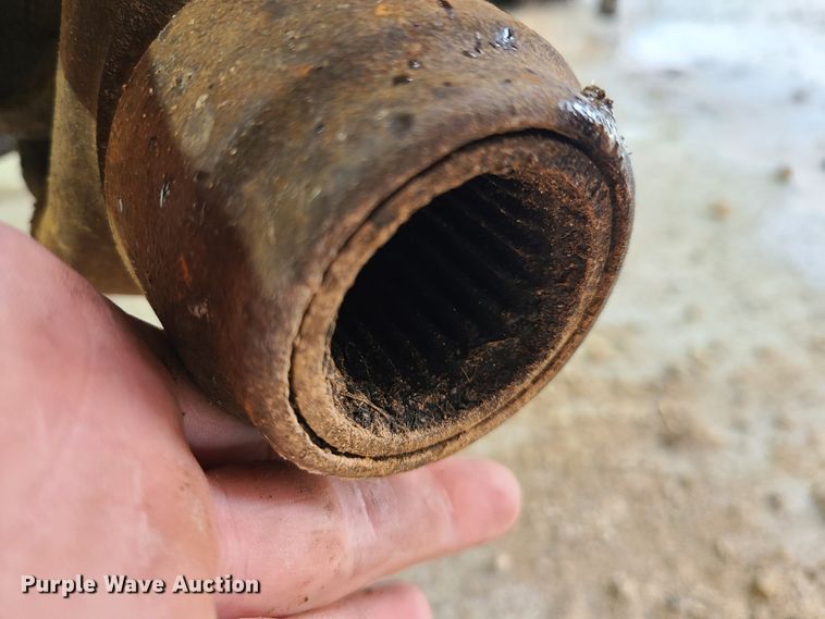 image for item DH5921 1995 Case IH 8570  large square baler