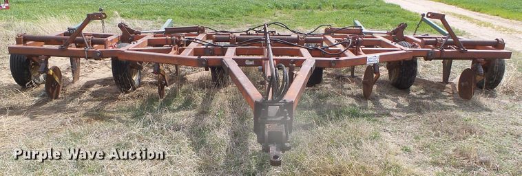 image for item DI5577 Sunflower 5X5  sweep plow
