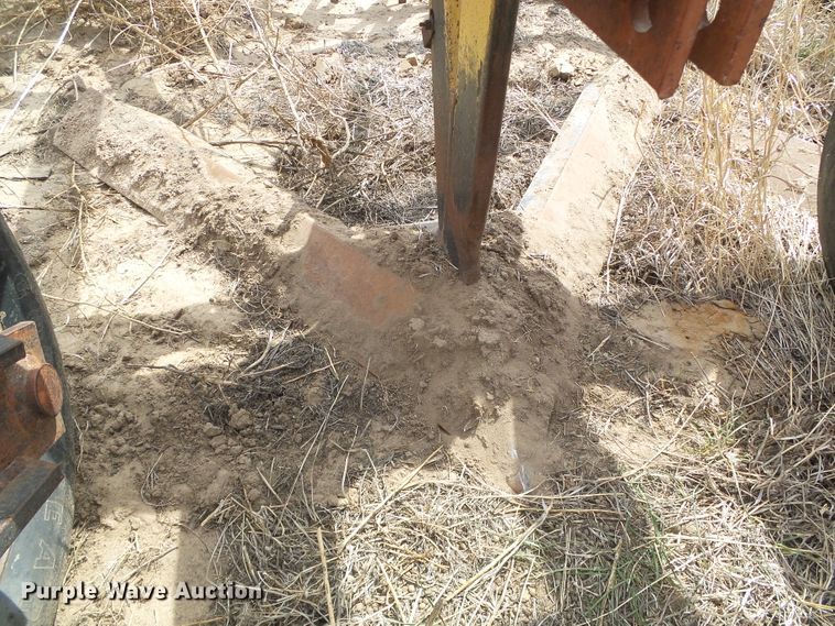 image for item DI5577 Sunflower 5X5  sweep plow