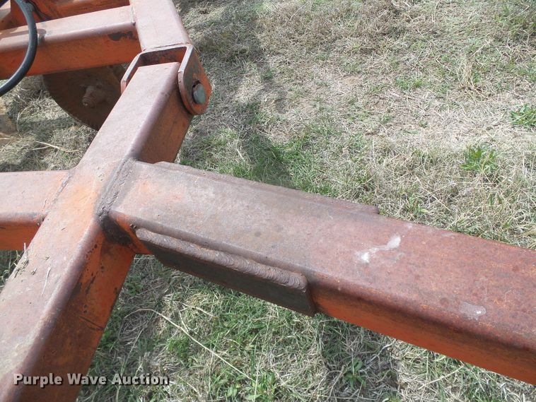 image for item DI5577 Sunflower 5X5  sweep plow