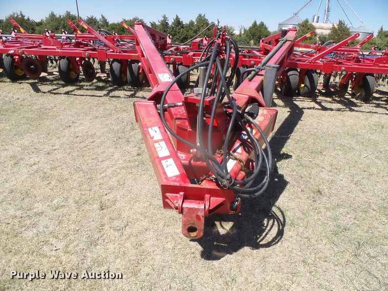 image for item DI5582 2010 Sunflower 3692  sweep plow