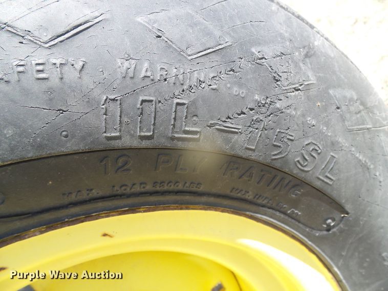 image for item DI5582 2010 Sunflower 3692  sweep plow