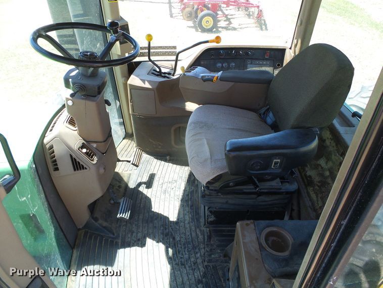 image for item DI5583 1998 John Deere 9200  4WD tractor