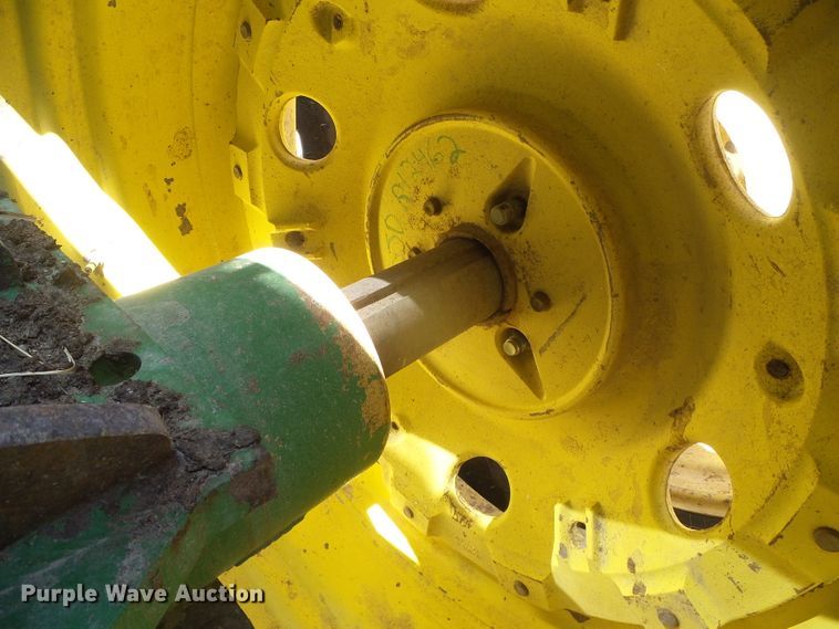 image for item DI5583 1998 John Deere 9200  4WD tractor