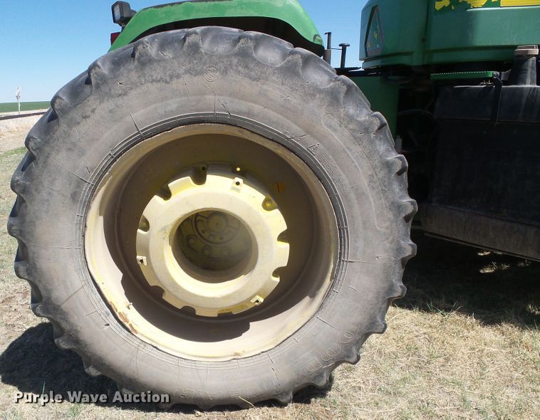 image for item DI5583 1998 John Deere 9200  4WD tractor