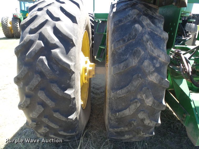 image for item DI5583 1998 John Deere 9200  4WD tractor