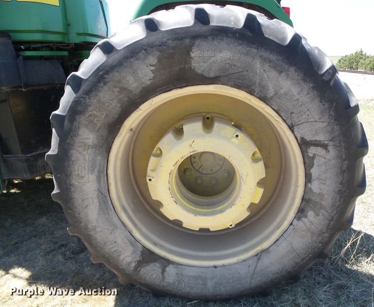 image for item DI5583 1998 John Deere 9200  4WD tractor