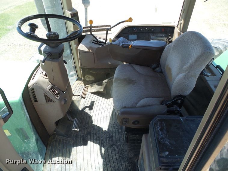 image for item DI5584 2000 John Deere 9200  4WD tractor