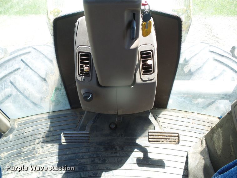 image for item DI5584 2000 John Deere 9200  4WD tractor