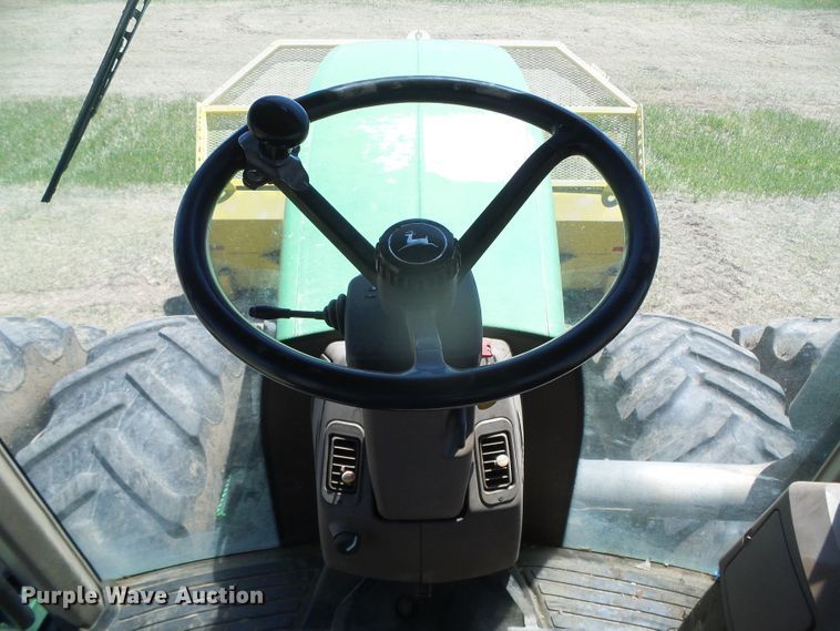 image for item DI5584 2000 John Deere 9200  4WD tractor