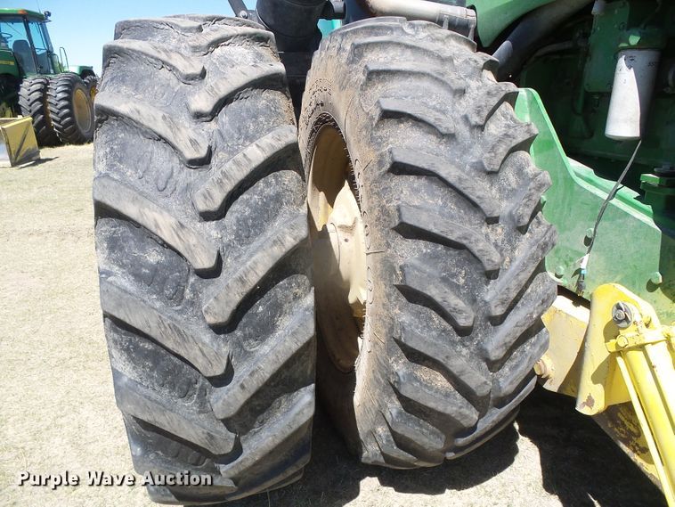 image for item DI5584 2000 John Deere 9200  4WD tractor