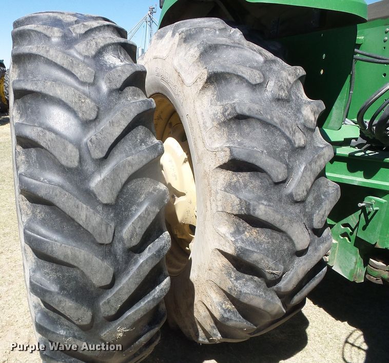 image for item DI5584 2000 John Deere 9200  4WD tractor