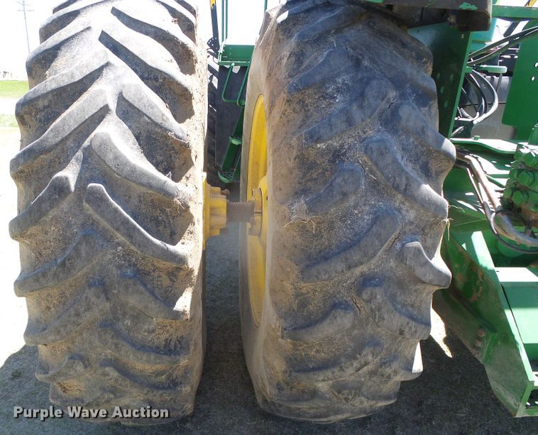 image for item DI5584 2000 John Deere 9200  4WD tractor