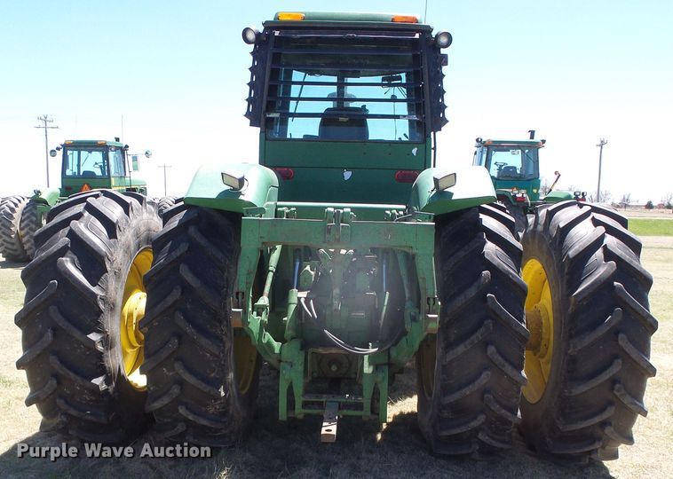 image for item DI5585 1981 John Deere 8640  4WD tractor