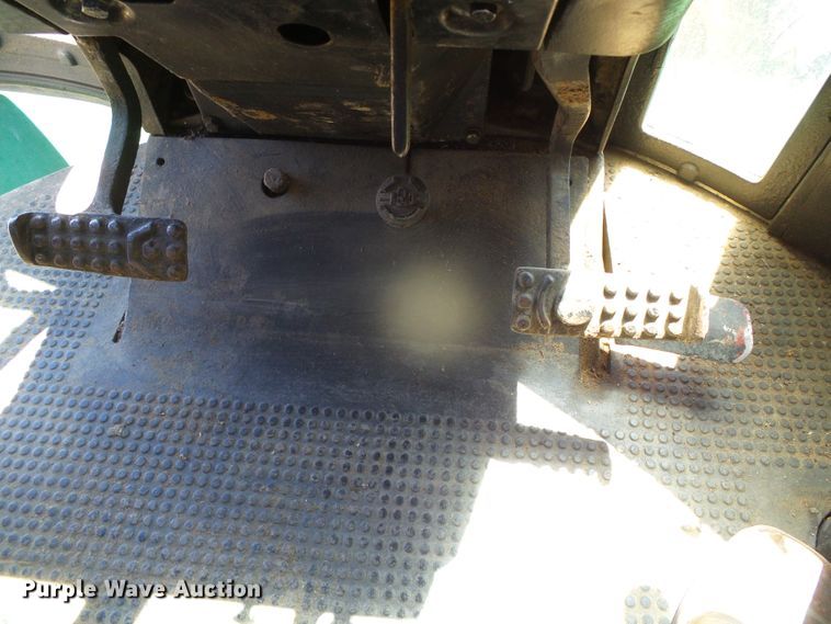 image for item DI5585 1981 John Deere 8640  4WD tractor