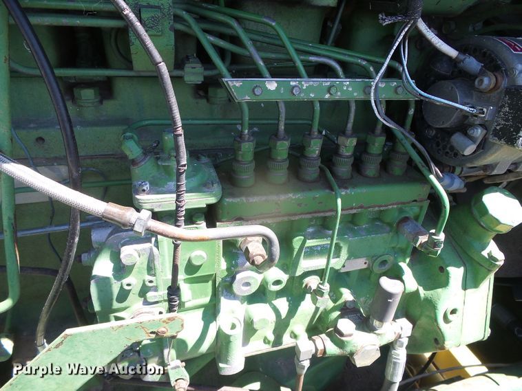 image for item DI5585 1981 John Deere 8640  4WD tractor