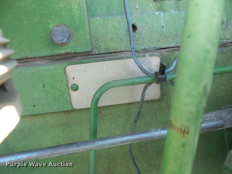 image for item DI5585 1981 John Deere 8640  4WD tractor