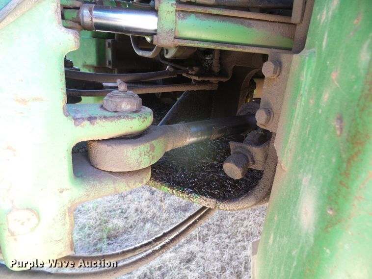 image for item DI5585 1981 John Deere 8640  4WD tractor