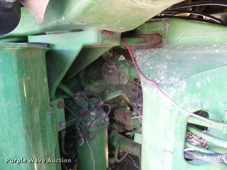 image for item DI5585 1981 John Deere 8640  4WD tractor
