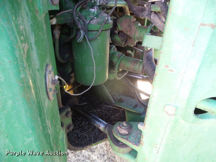 image for item DI5585 1981 John Deere 8640  4WD tractor
