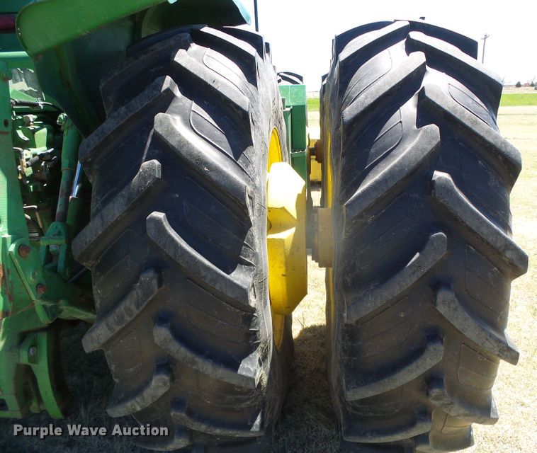 image for item DI5585 1981 John Deere 8640  4WD tractor