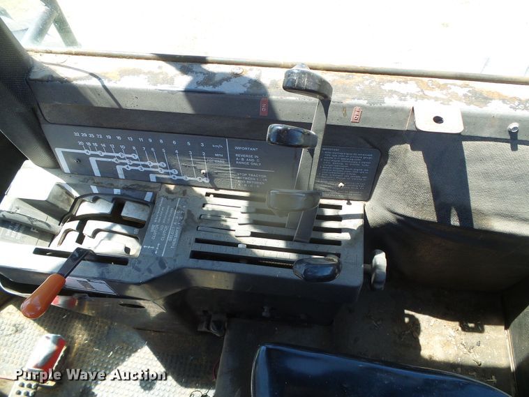 image for item DI5586 1980 John Deere 8640  4WD tractor