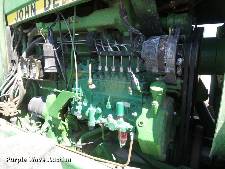 image for item DI5586 1980 John Deere 8640  4WD tractor