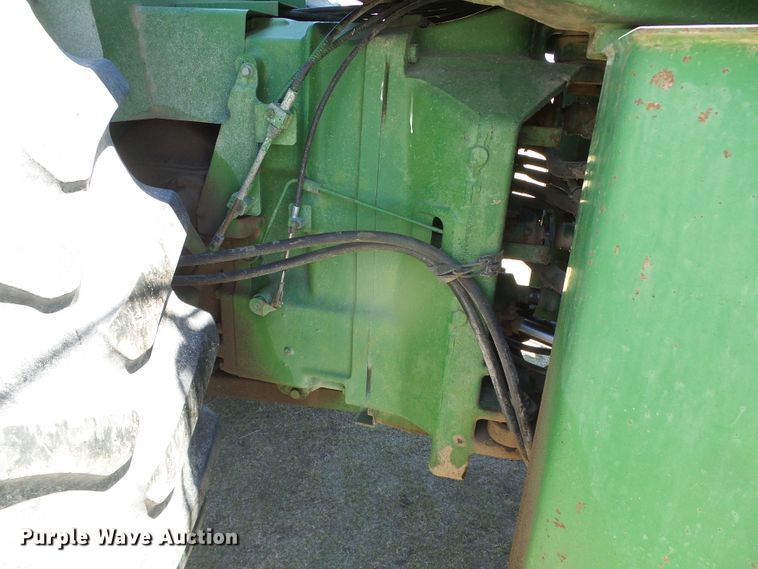 image for item DI5586 1980 John Deere 8640  4WD tractor