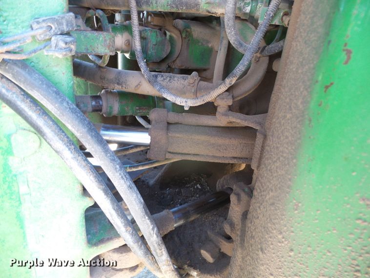 image for item DI5586 1980 John Deere 8640  4WD tractor