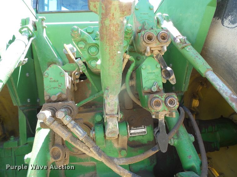 image for item DI5586 1980 John Deere 8640  4WD tractor